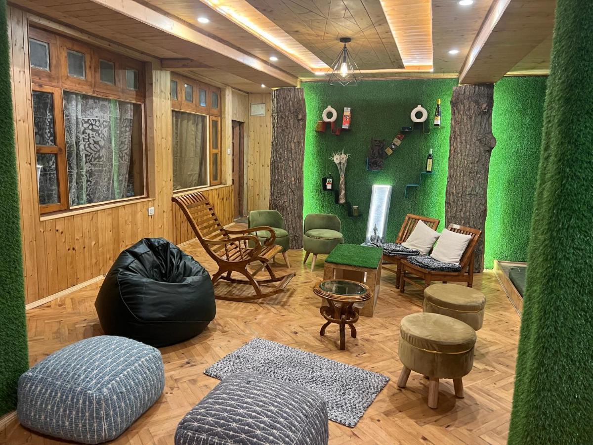 Homestay Pahadi House