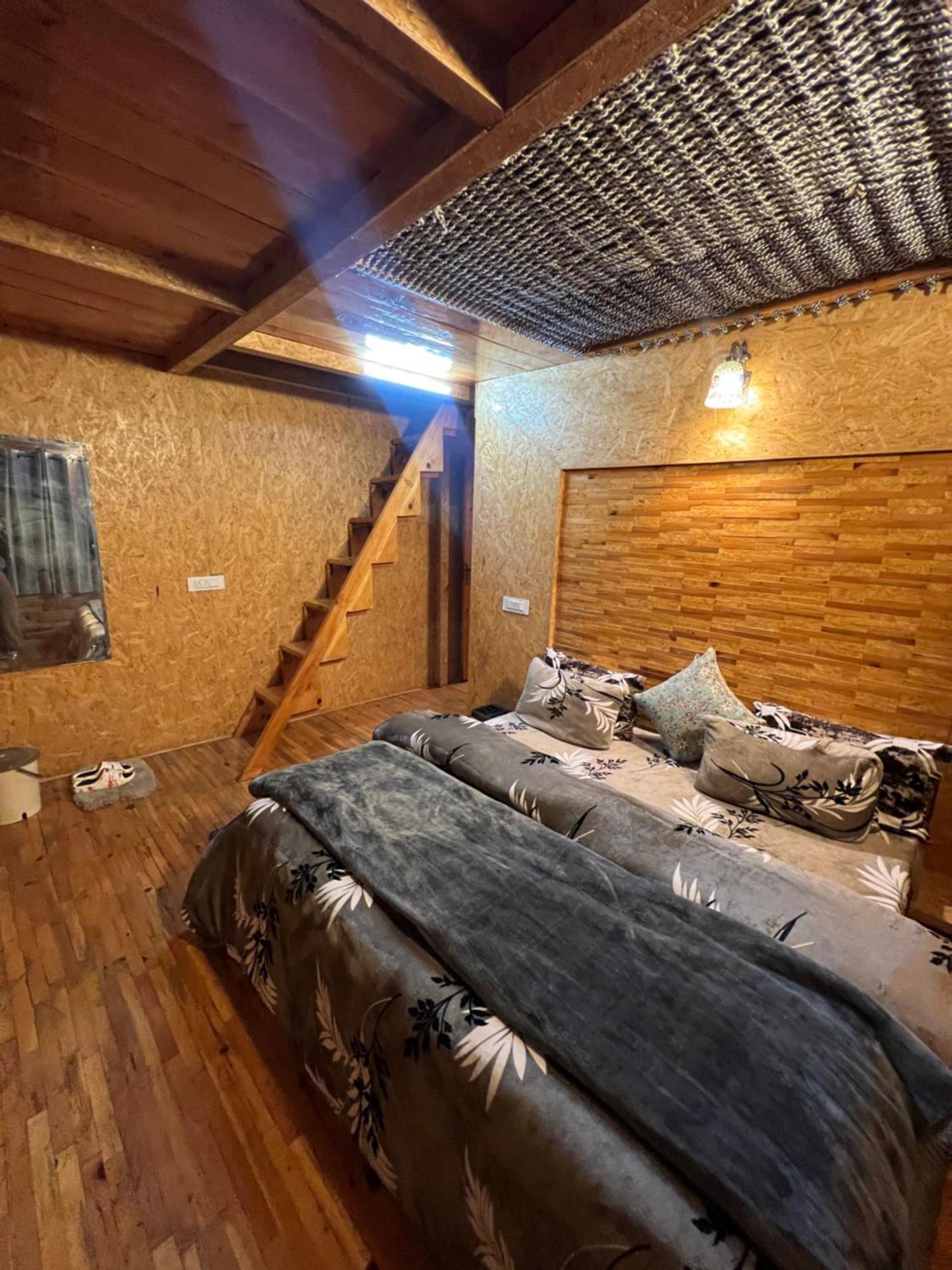 Homestay Pahadi House