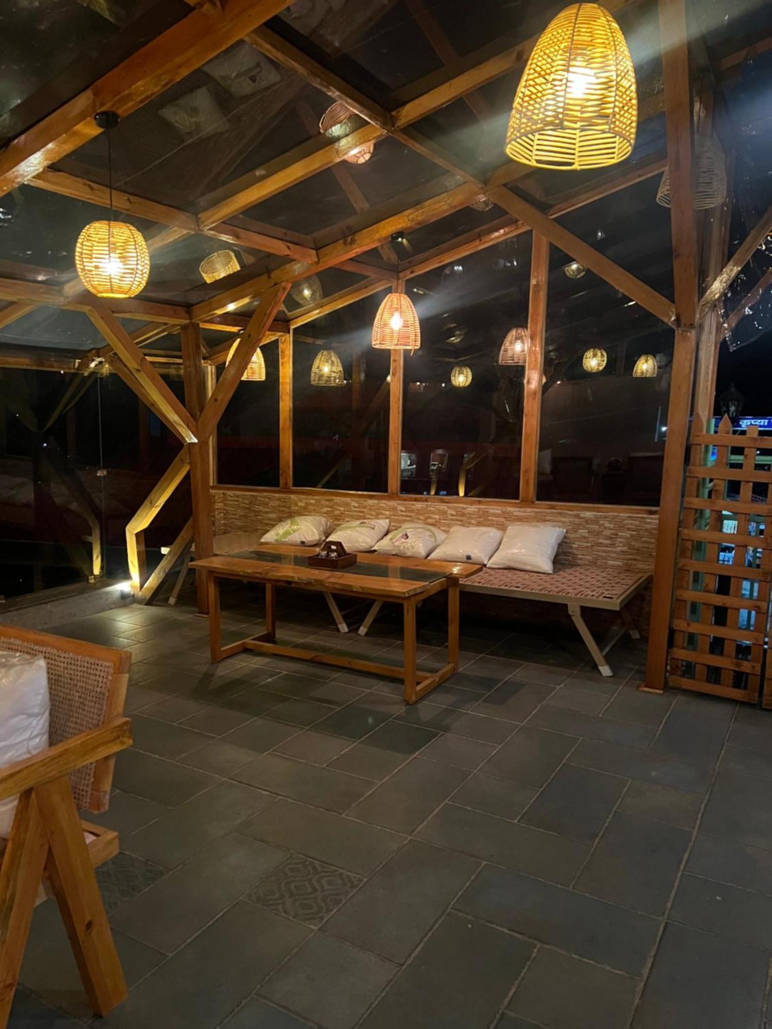 Pahadi House Homestay *
