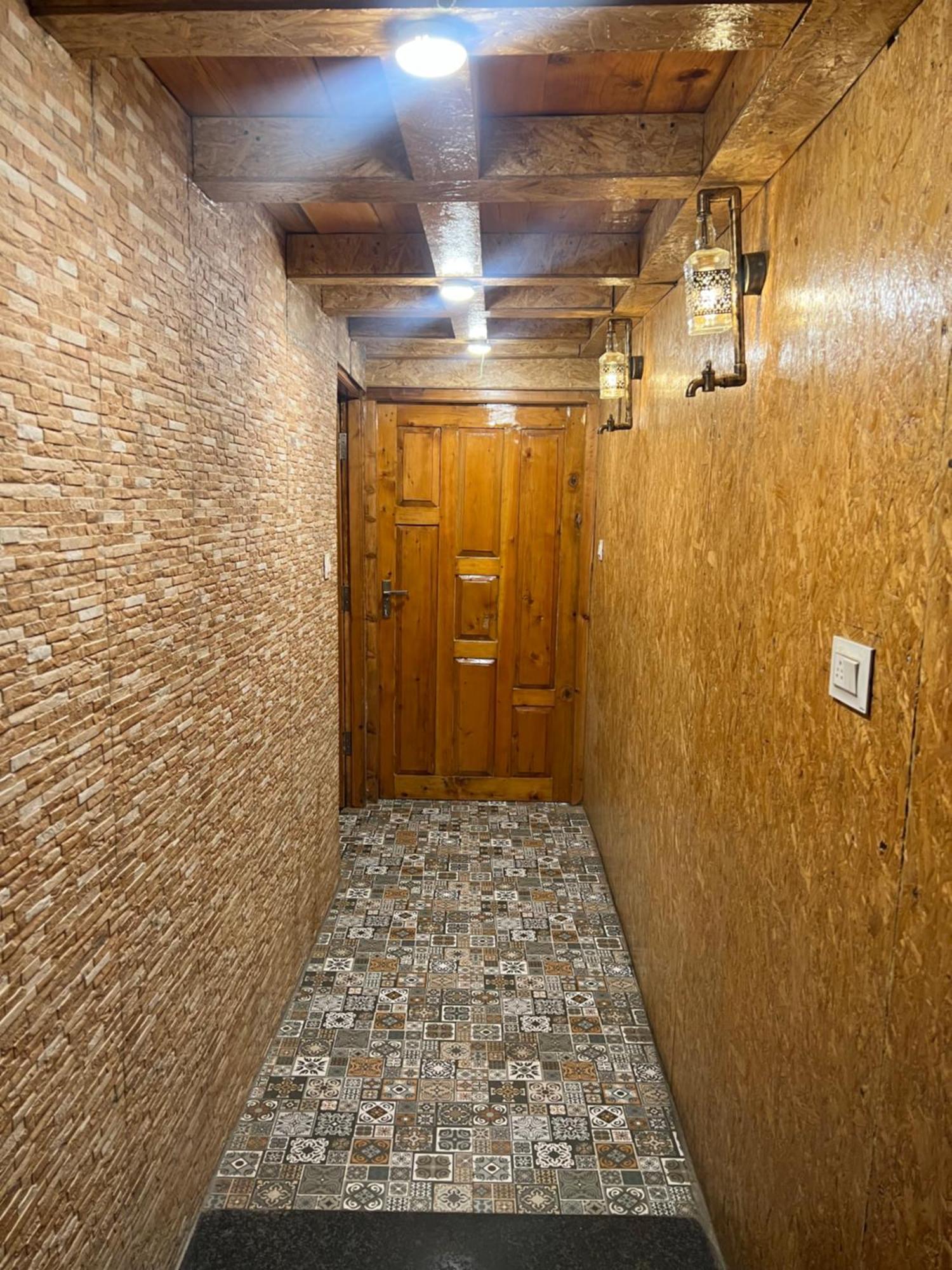 Pahadi House Homestay Narkanda
